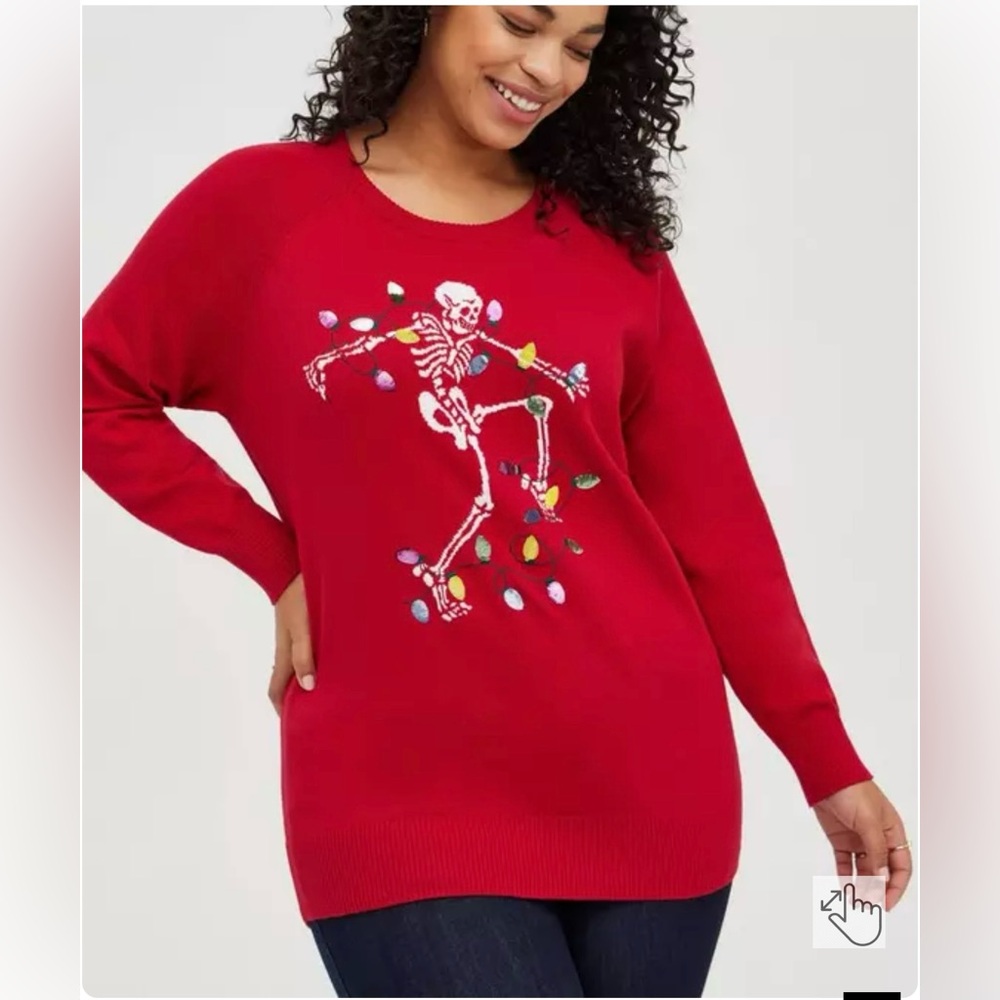 Torrid NWT dancing skeleton 100% cotton crew Ragland sleeve. sz (14/16) Torrid 1